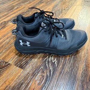 Under Armour Women’s Size 8.5 Charged Toccoa 3 Running Shoes Gray Black Sneaker‎